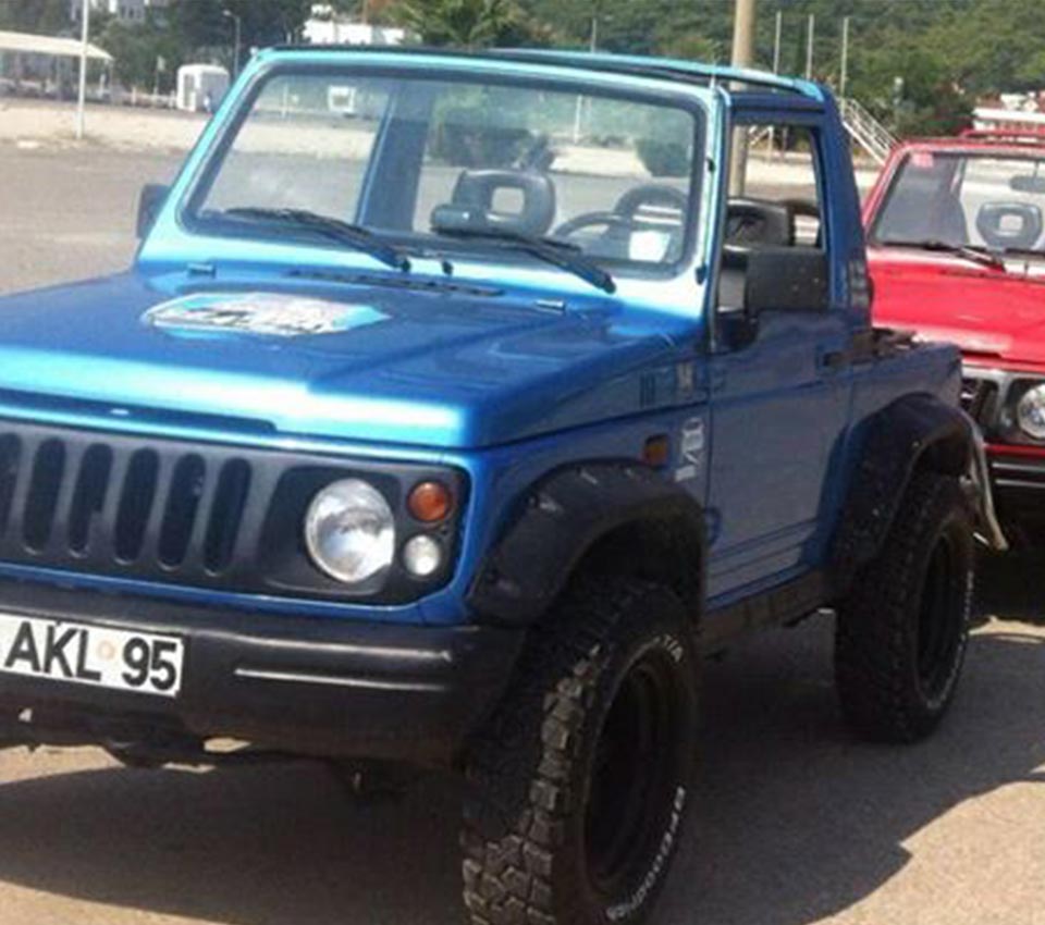 Suzuki Samurai Kotflügelverbreiterung